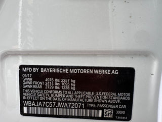 BMW 5 Series foto 18