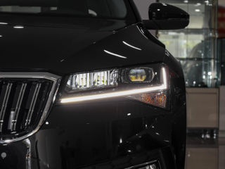 Skoda Superb foto 3