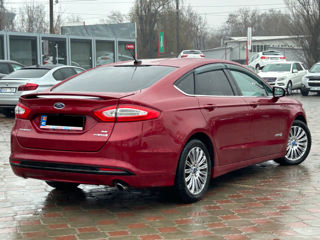 Ford Fusion foto 4