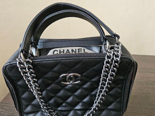 Geanta Chanel practic noua