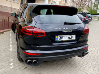 Porsche Cayenne foto 6