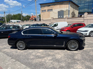 BMW 7 Series foto 4