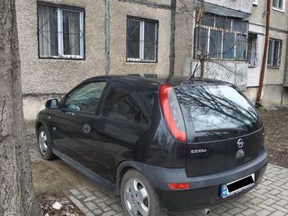 Opel Corsa foto 4