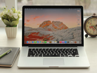 MacBook Pro 15 2015 (Core i7 8x3.4GHz/16Gb Ram/512Gb SSD/15.4" Retina IPS) foto 1