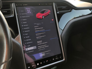 Tesla Model S foto 12