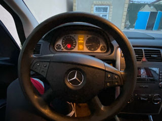 Mercedes B-Class foto 5