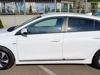 Hyundai IONIQ foto 7