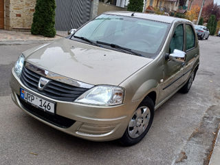 Dacia Logan foto 2