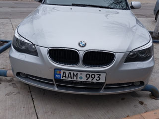 BMW 5 Series foto 3