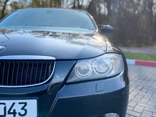 BMW 3 Series foto 3