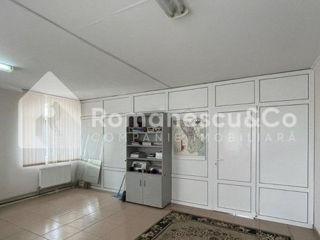 Vânzare spațiu de birou, 54 mp, etajul 3, Piața Ciocana! foto 5