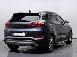 Hyundai Tucson foto 2