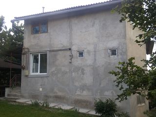 Casa-vila pe 9 ari in Dumbrava,sector de vile(2 km de la Buicani). foto 8