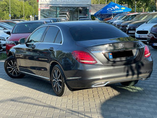 Mercedes C-Class foto 3