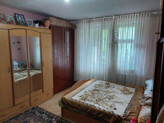 Apartament cu 3 camere, 70 m², Poșta Veche, Chișinău foto 1