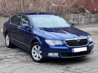 Skoda Superb foto 2