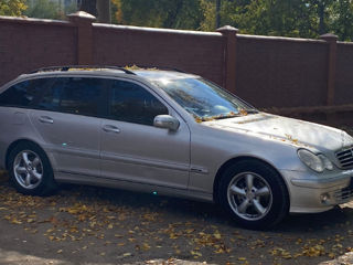 Mercedes C-Class