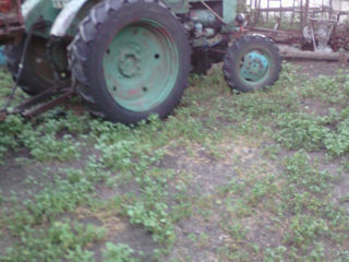 Se vinde tractor mtz 82 foto 1