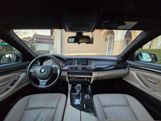 BMW 5 Series foto 14