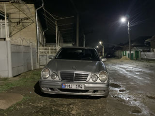 Mercedes E-Class