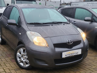 Toyota Yaris foto 2