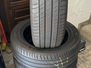 215/55 R17 foto 1