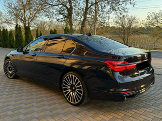 BMW 7 Series foto 4