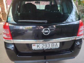 Opel Zafira foto 6