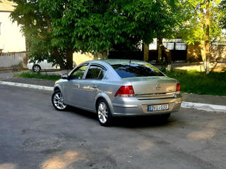 Opel Astra foto 4