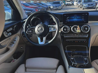 Mercedes GLC foto 7