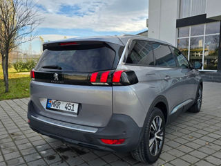 Peugeot 5008 foto 4