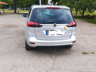 Opel Zafira foto 8