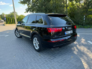 Audi Q7 foto 2