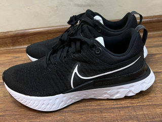 Adidasi Nike React Infinity Flyknit foto 2