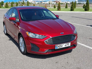 Ford Fusion foto 2