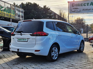 Opel Zafira foto 2