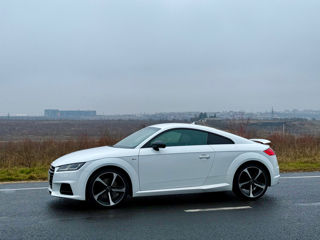 Audi TT foto 2