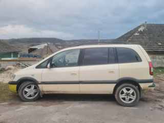 Opel Zafira foto 5