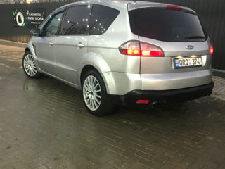 Ford S-Max foto 3