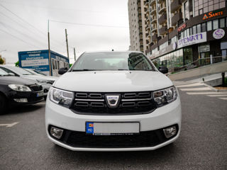 Dacia Logan foto 1