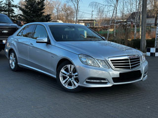 Mercedes E-Class foto 2