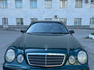 Mercedes E-Class