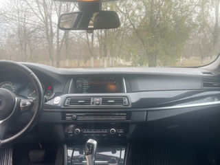 BMW 5 Series foto 6