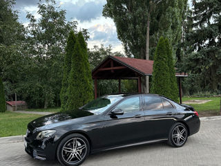 Mercedes E-Class foto 6