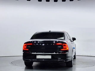 Volvo S90 foto 4