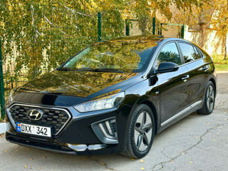 Hyundai ioniq foto 2