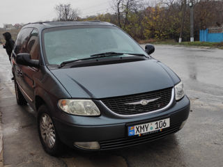 Chrysler Grand Voyager foto 4