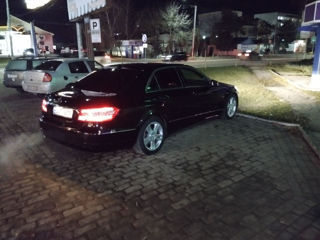 Mercedes E-Class foto 3