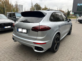 Porsche Cayenne foto 5