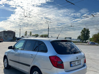 Skoda Fabia foto 1